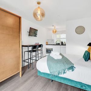 Studio met een King Size Bed